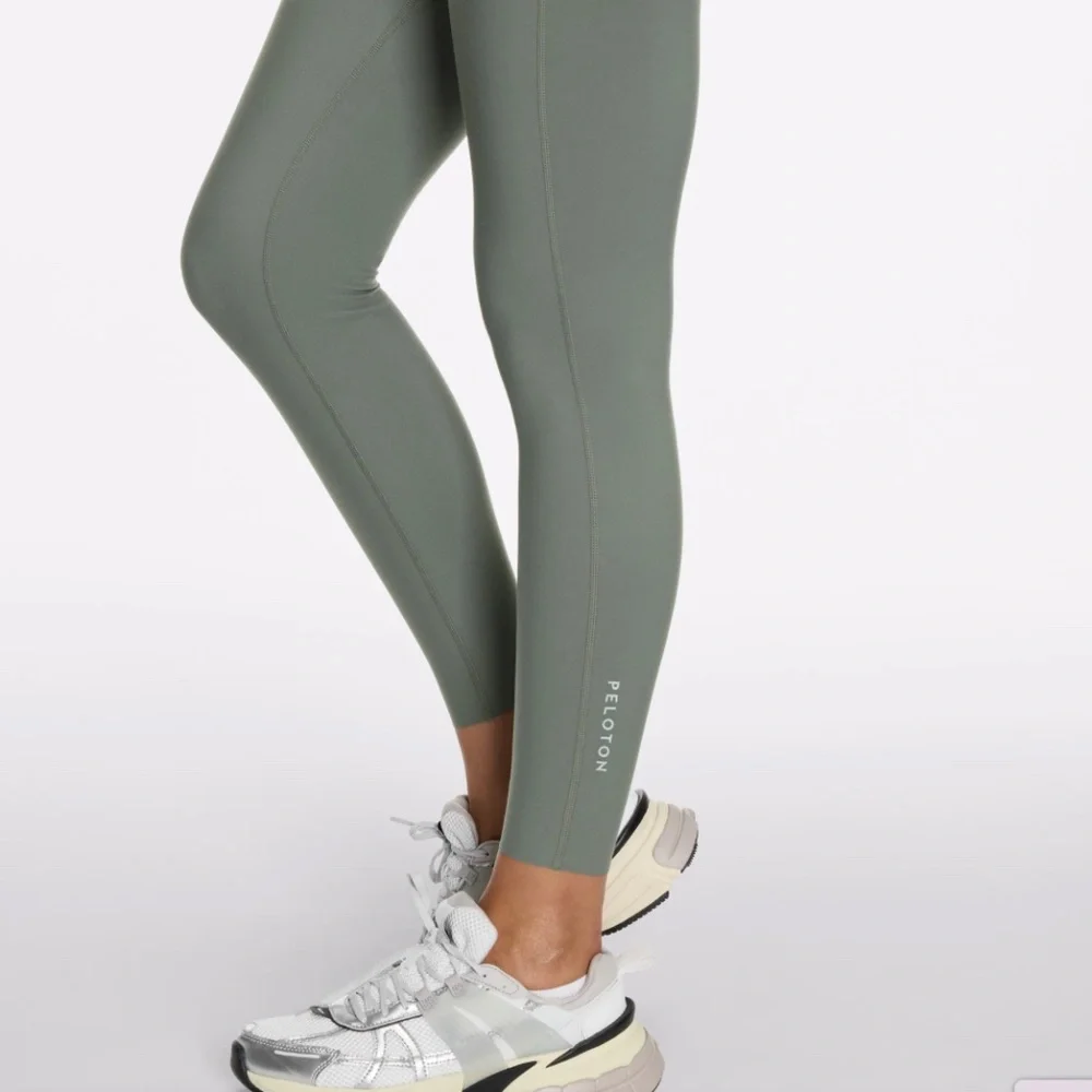 Peloton Cadent High Rise Pocket Legging - Picture 6 of 8